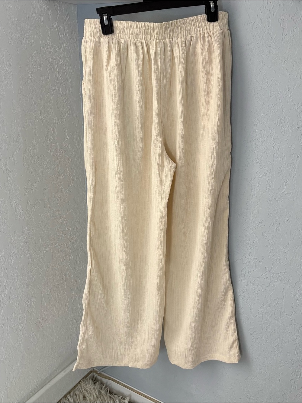 Relaxed Wide-Leg Drawstring Pants - Cream - Picture 5 of 6